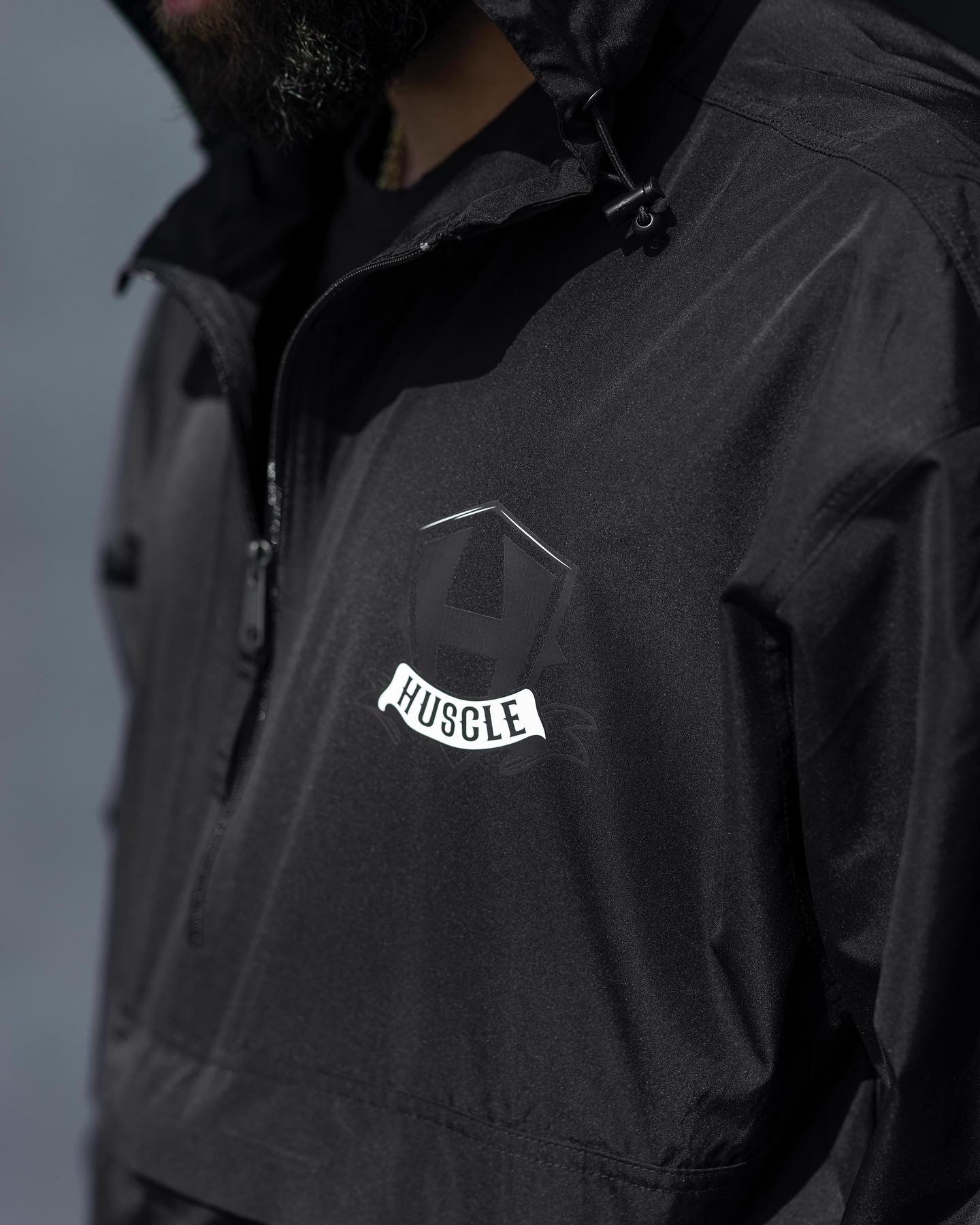 HUSCLE WINDBREAKER